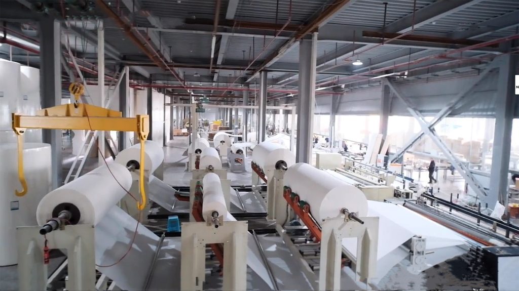 Hanging Facial Tissue Paper Factory